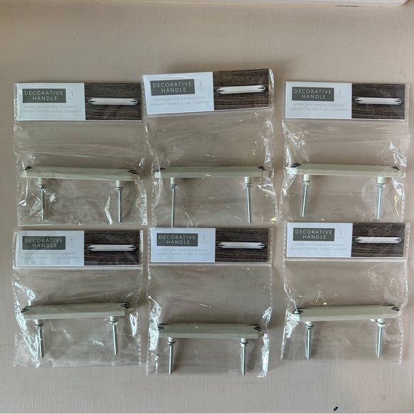 Cabinet Handle Drawers Pulls Set of 6 W&B NWT - Picture 3 of 10